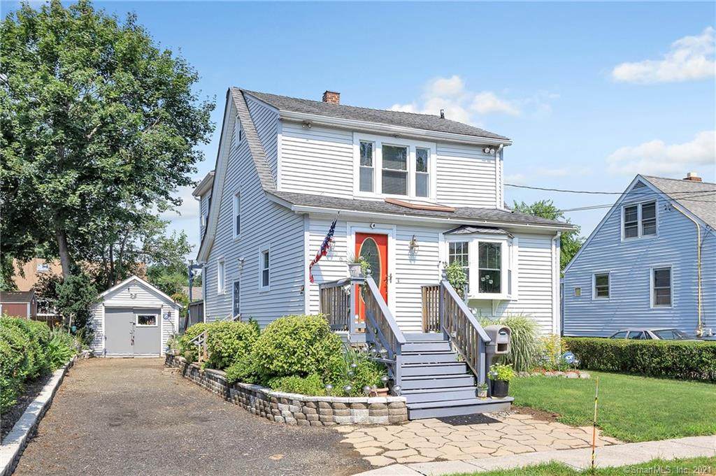 106 Chelsea Street - Photo 1