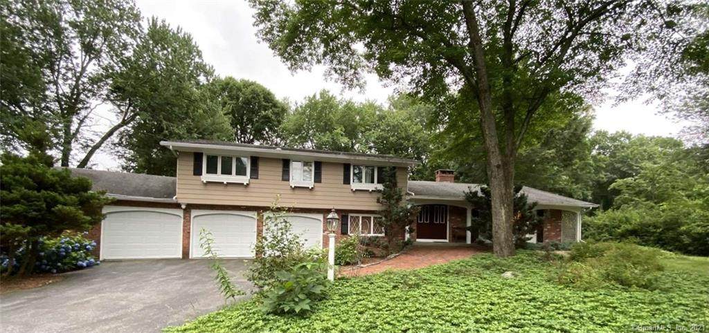 17 Westwood Drive - Photo 1