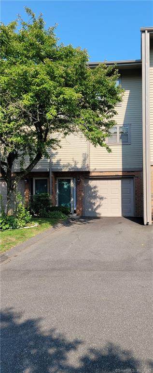 226 Metacomet Drive - Photo 1
