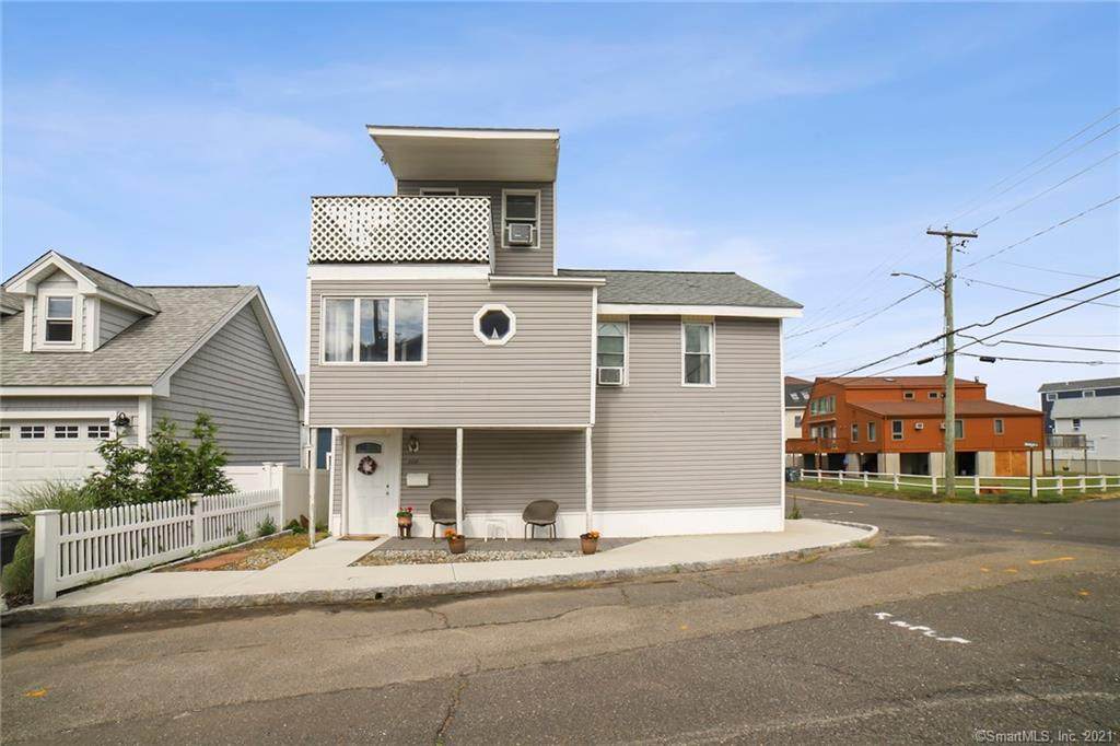 119 Melba Street - Photo 1