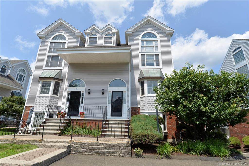 130 Deer Hill Avenue - Photo 1