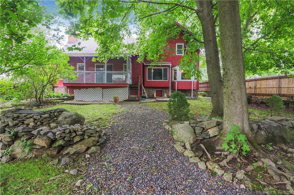 14 Pine Hill Terrace - Photo 1