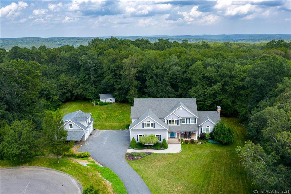 8 Kyle Court - Photo 1