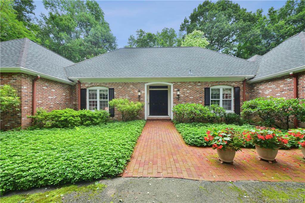 35 Country Club Drive - Photo 1