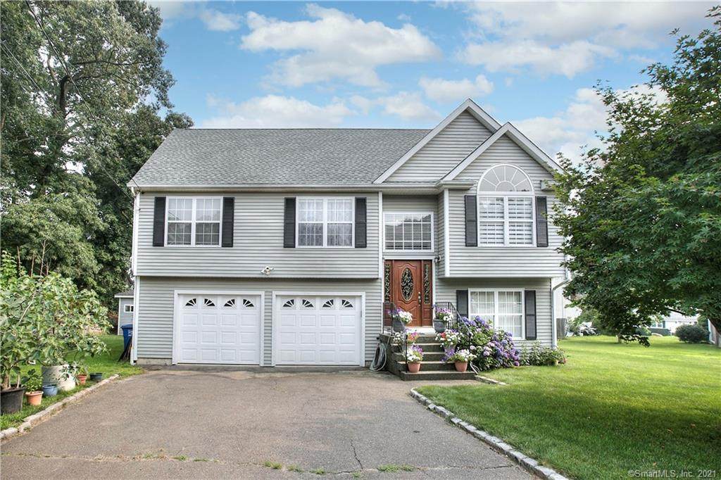 11 Anton Circle - Photo 1
