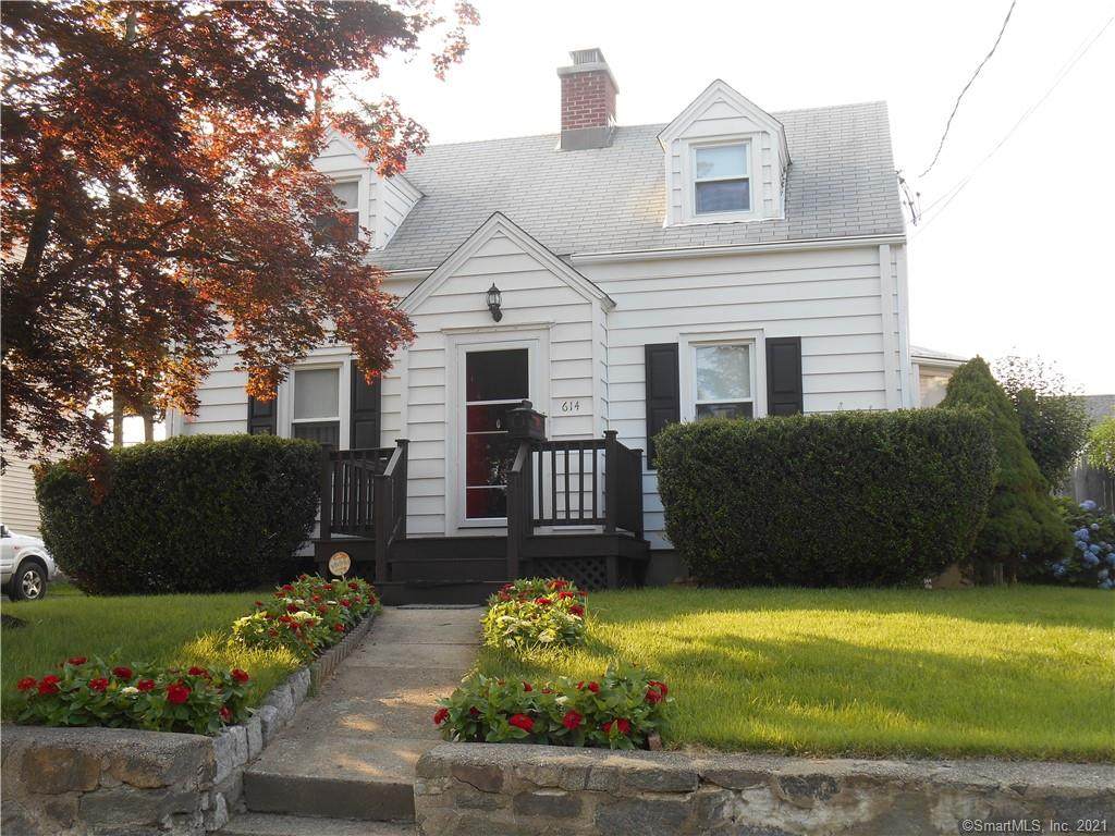 614 Thorme Street - Photo 1