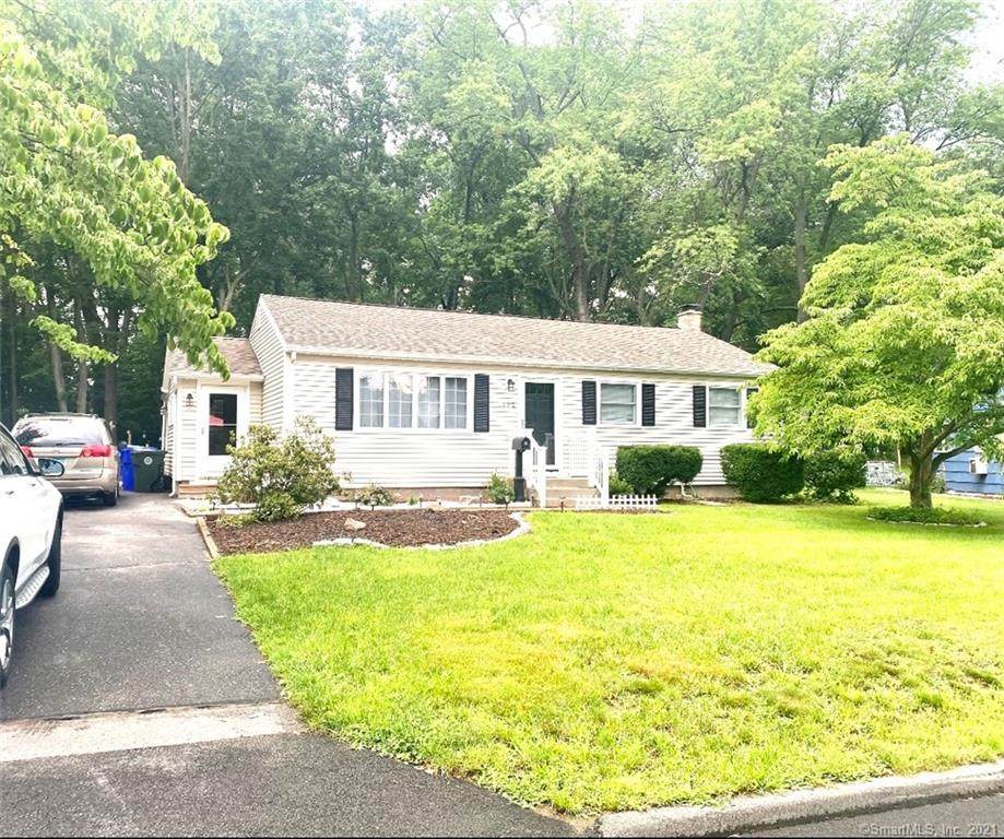132 Sandra Drive - Photo 1