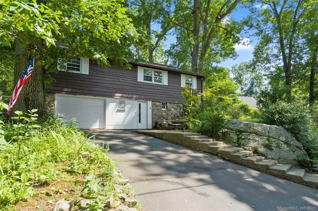 9 Hilltop Drive - Photo 1