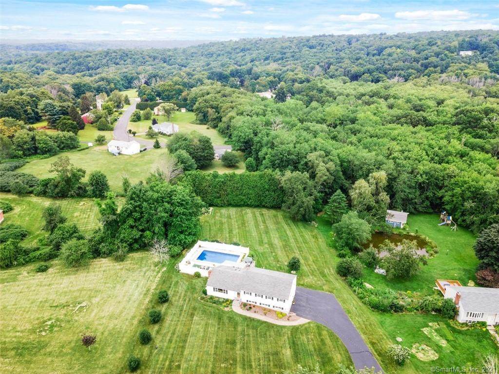 20 Salem Ridge Drive - Photo 1