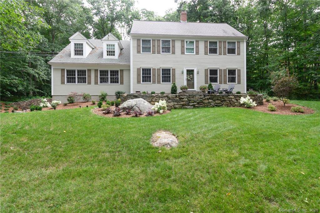 15 Townwoods Road - Photo 1