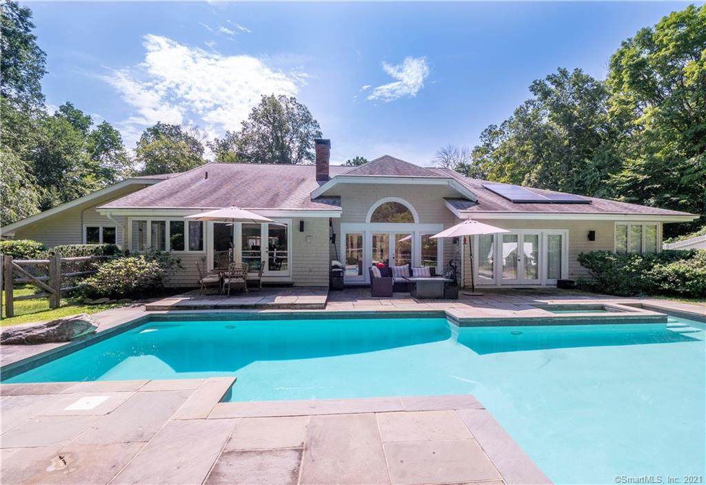 6 Putnam Hill Drive - Photo 1