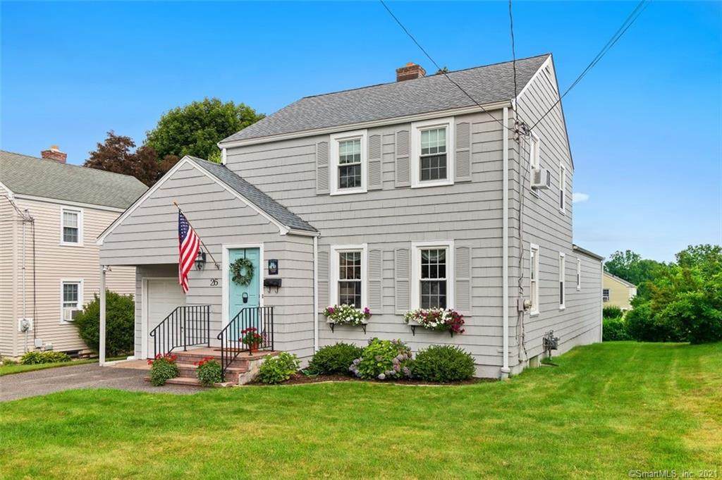 26 Rockefeller Avenue - Photo 1