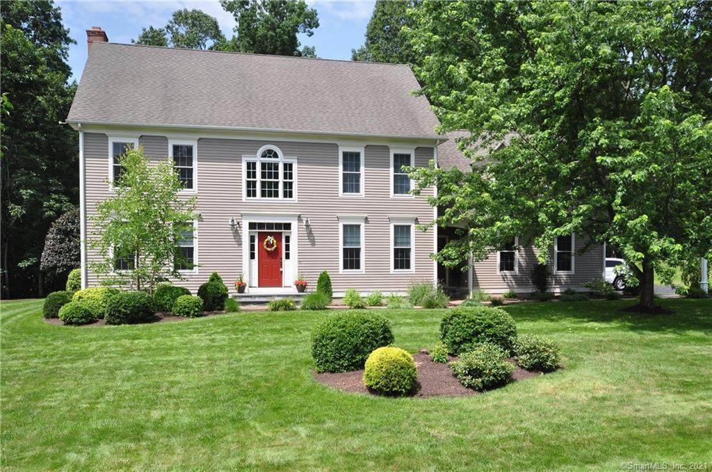 15 Westwood Drive - Photo 1