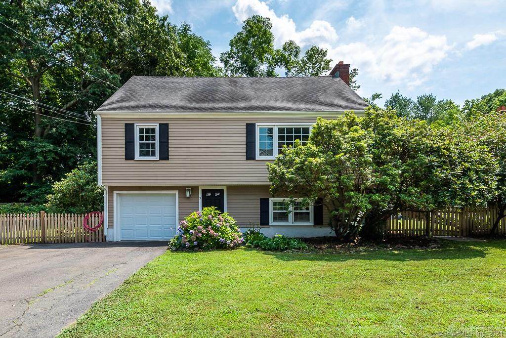7 Willowbrook Drive - Photo 1