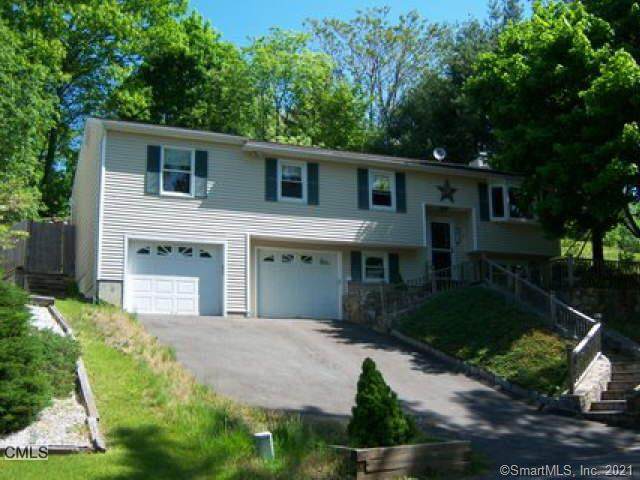 17 Fleetwood Drive - Photo 1