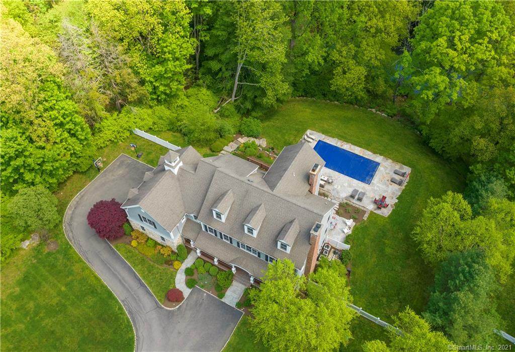 1072 Ridgefield Road - Photo 1