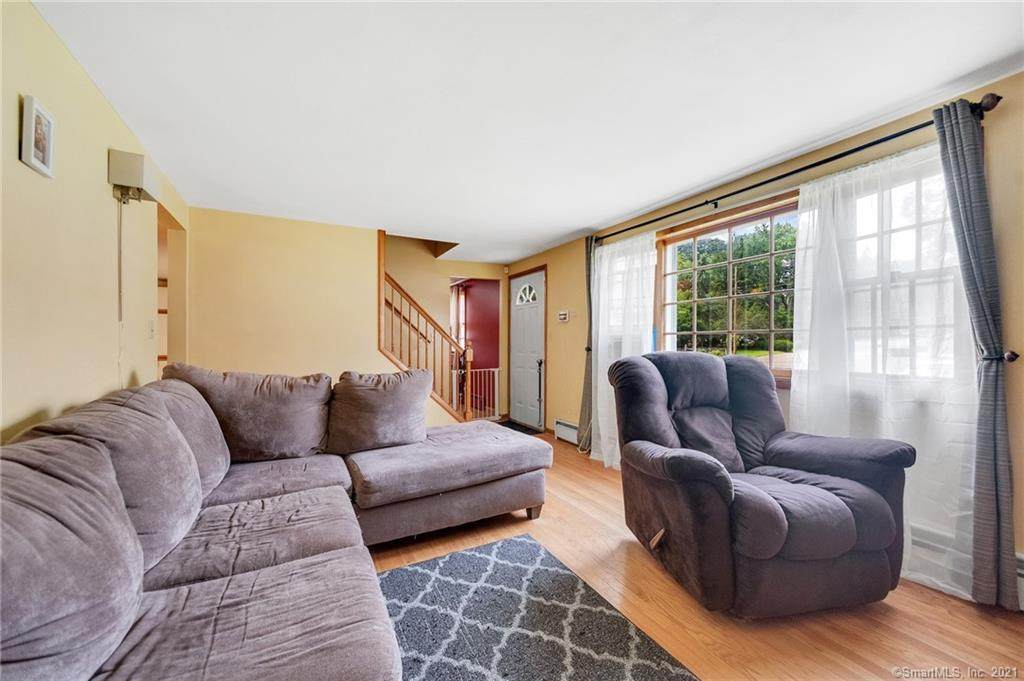 40 Meadowview Drive - Photo 1
