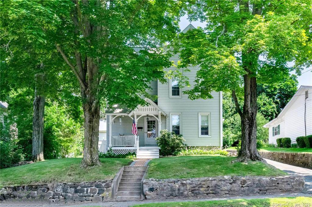 51 Jefferson Avenue - Photo 1