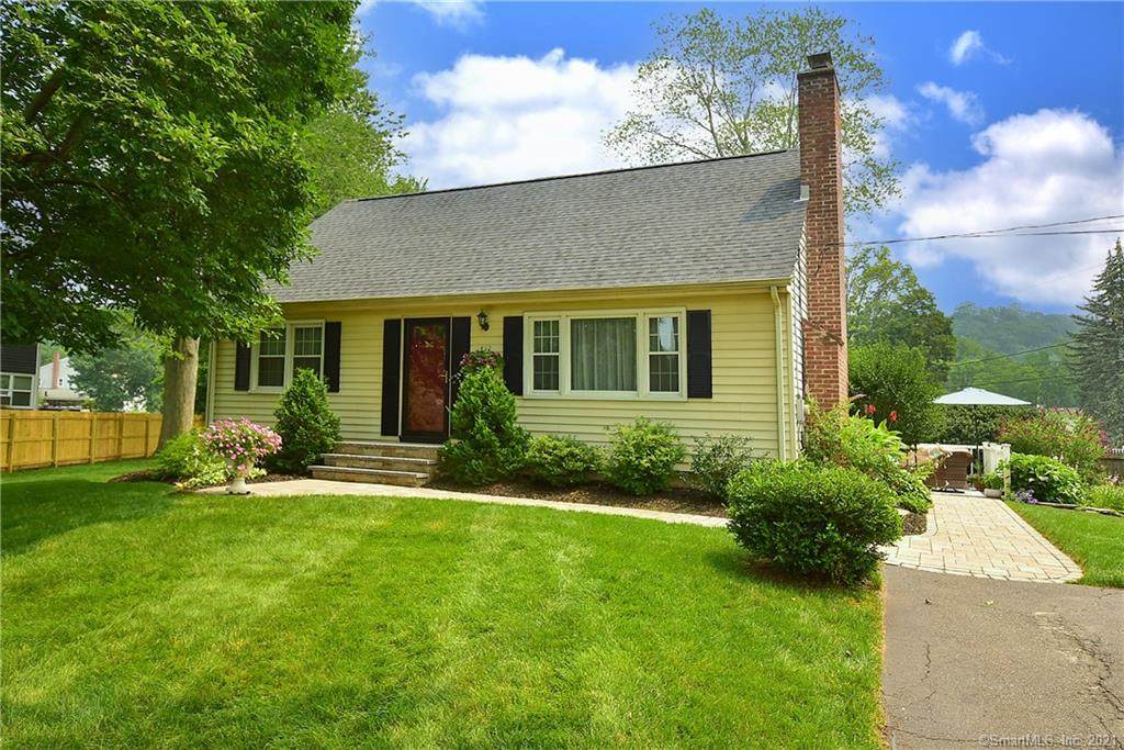 412 Connecticut Avenue - Photo 1
