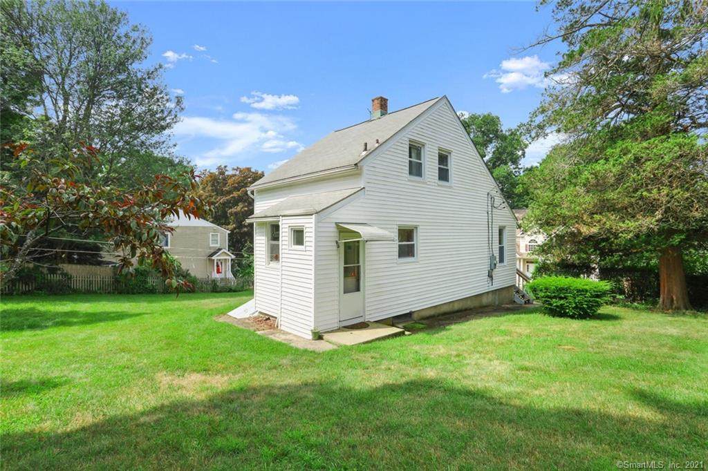 19 Hayes Avenue - Photo 1