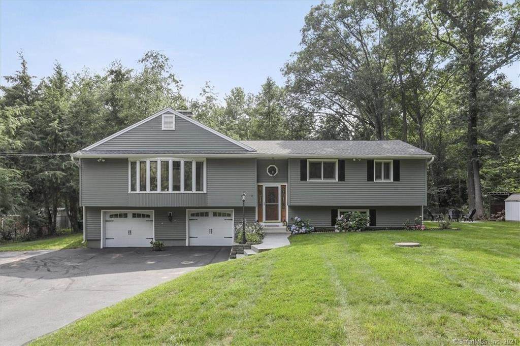 6 Overbrook Drive - Photo 1