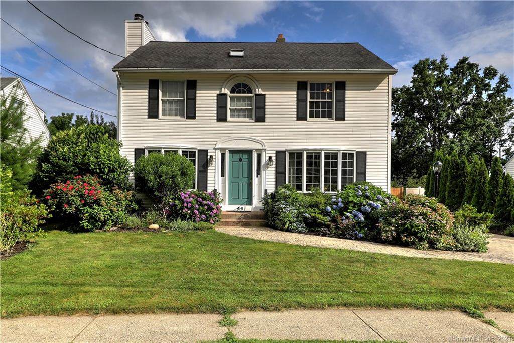 44 Winslow Drive - Photo 1