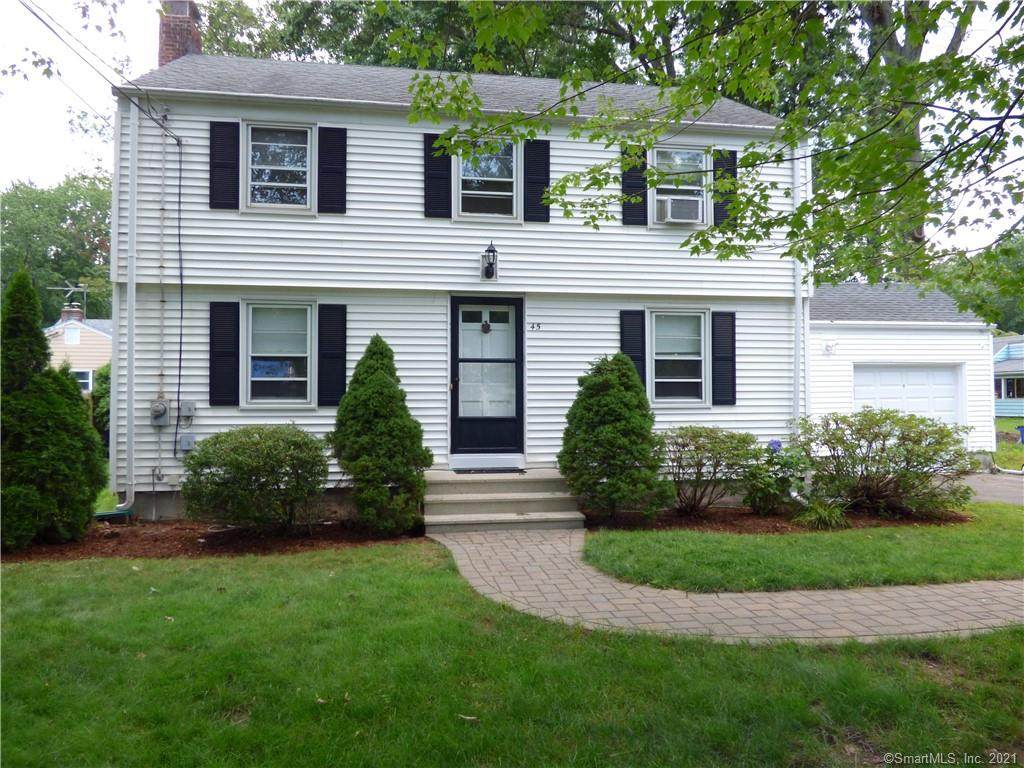 45 Mohegan Drive - Photo 1