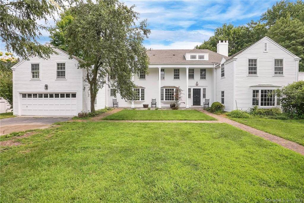 14 Evergreen Avenue - Photo 1