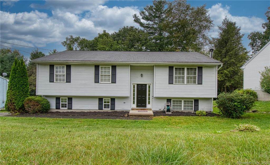 328 Fairlawn Drive - Photo 1