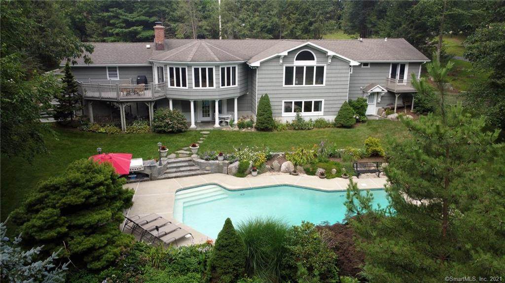 135 Merrimac Drive - Photo 1