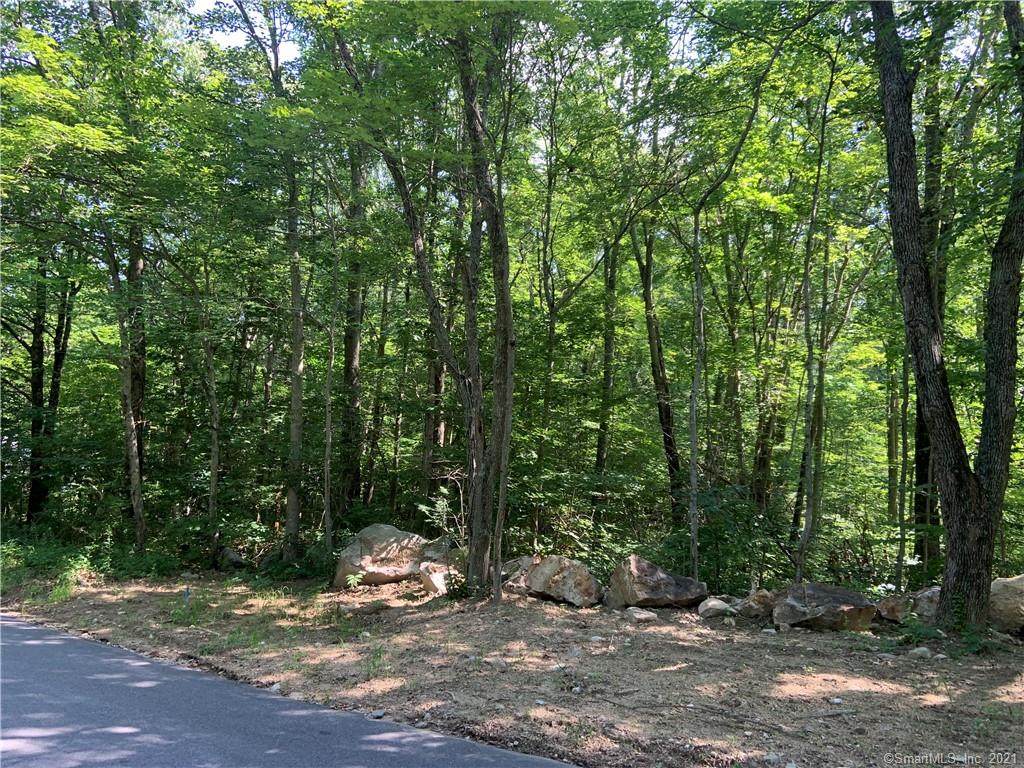 509 Deepwood Drive - Photo 1