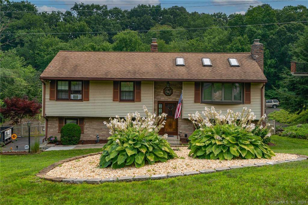 396 Lakeside Boulevard - Photo 1