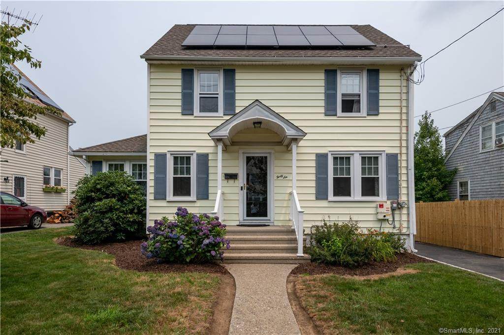 46 Queens Avenue - Photo 1