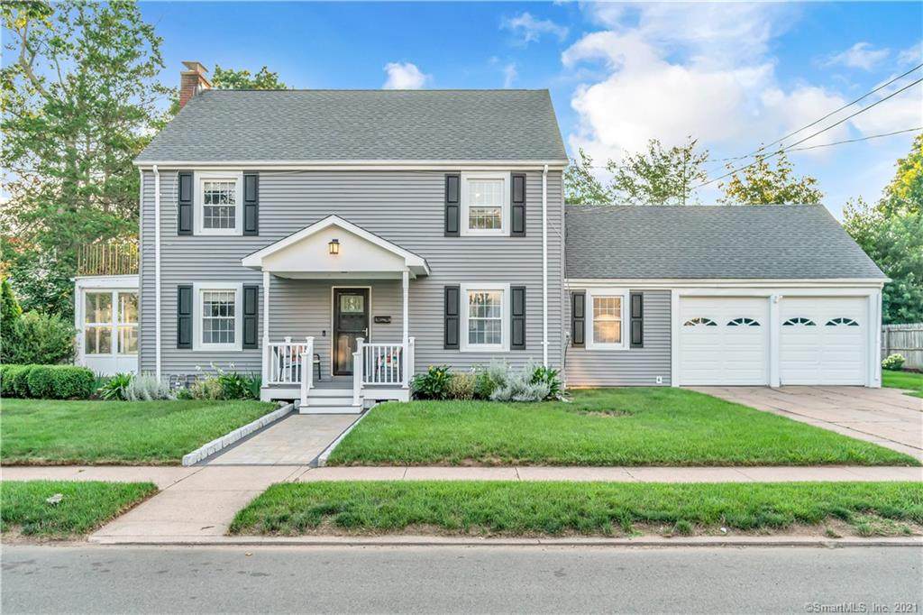 102 Rochford Avenue - Photo 1