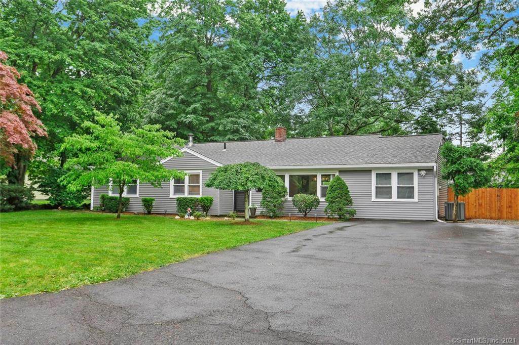10 Skyview Lane - Photo 1