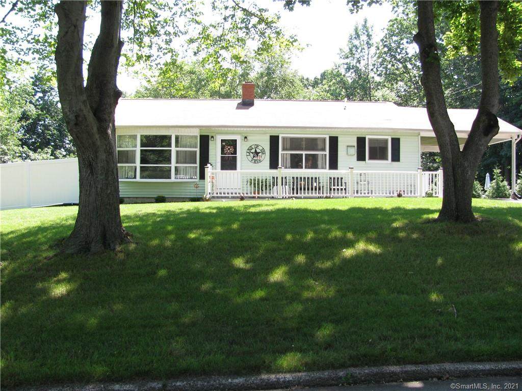 24 Mohican Lane - Photo 1