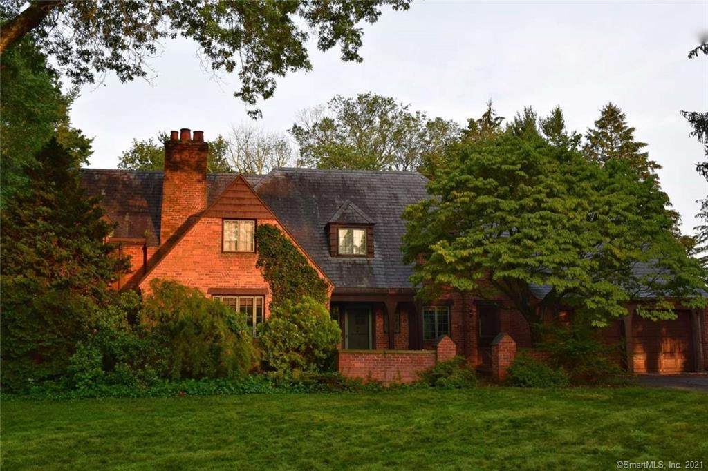 9 Coolidge Road - Photo 1
