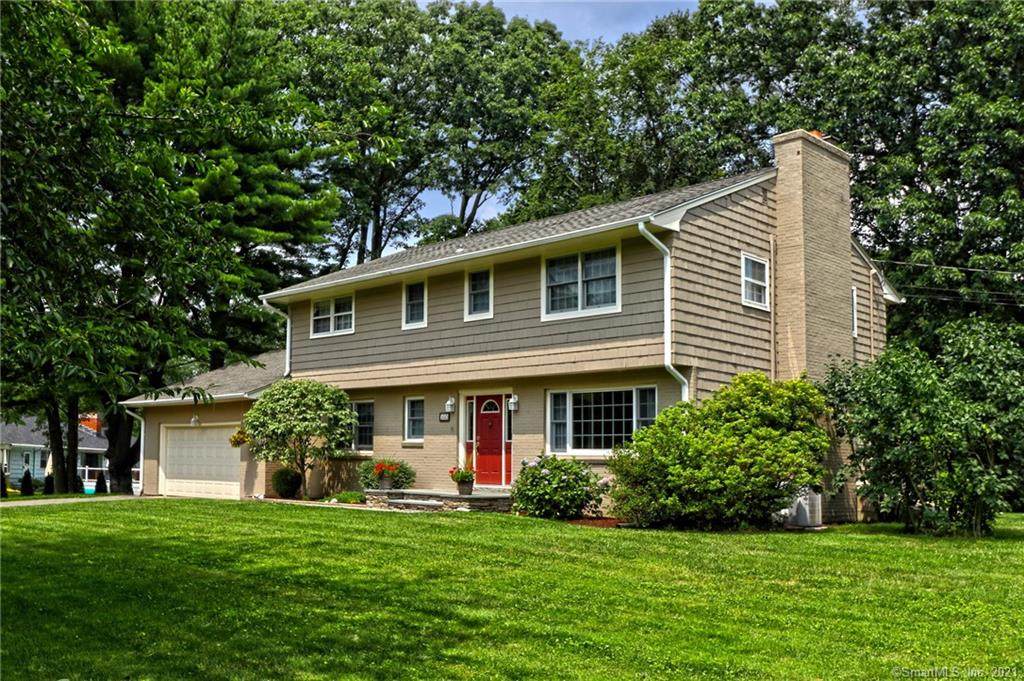 543 Forest Road - Photo 1