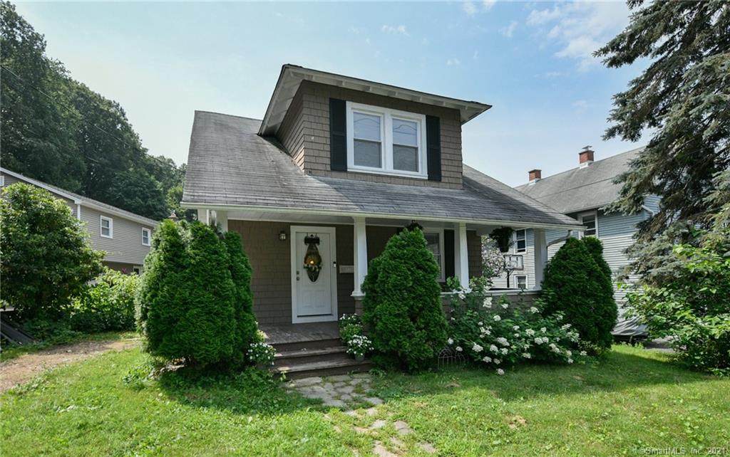 121 Oak Street - Photo 1