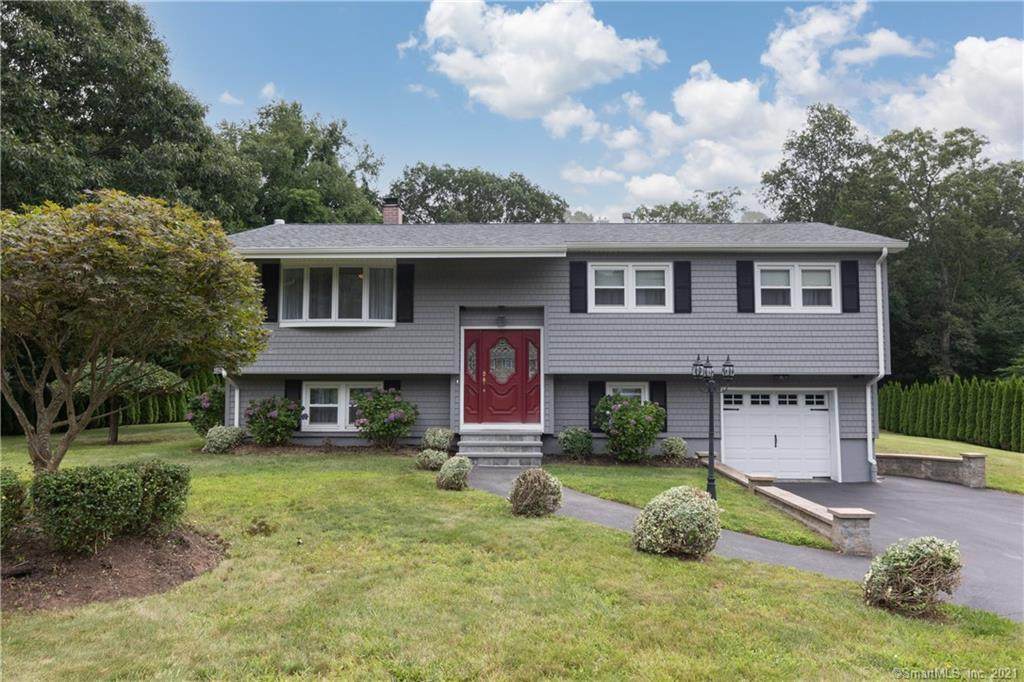 8 Fairview Drive - Photo 1
