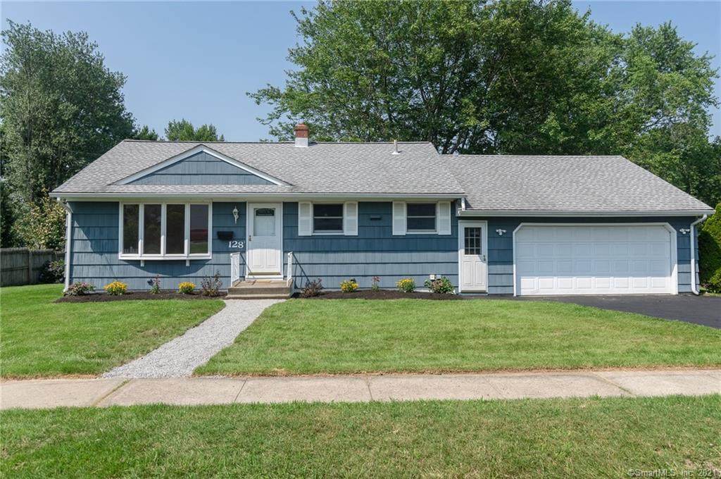128 Hilltop Circle - Photo 1