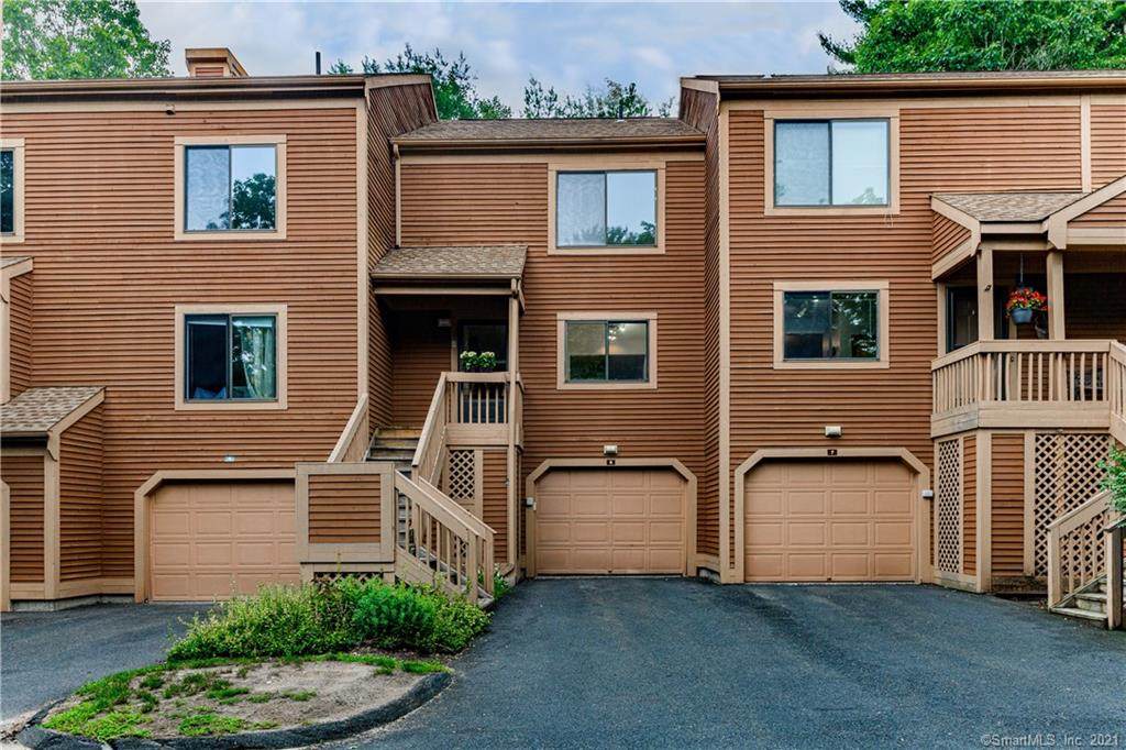8 Ashford Drive - Photo 1