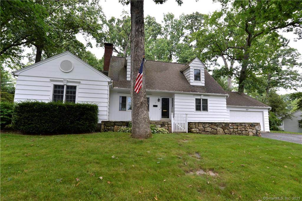 13 Marwick Manor - Photo 1