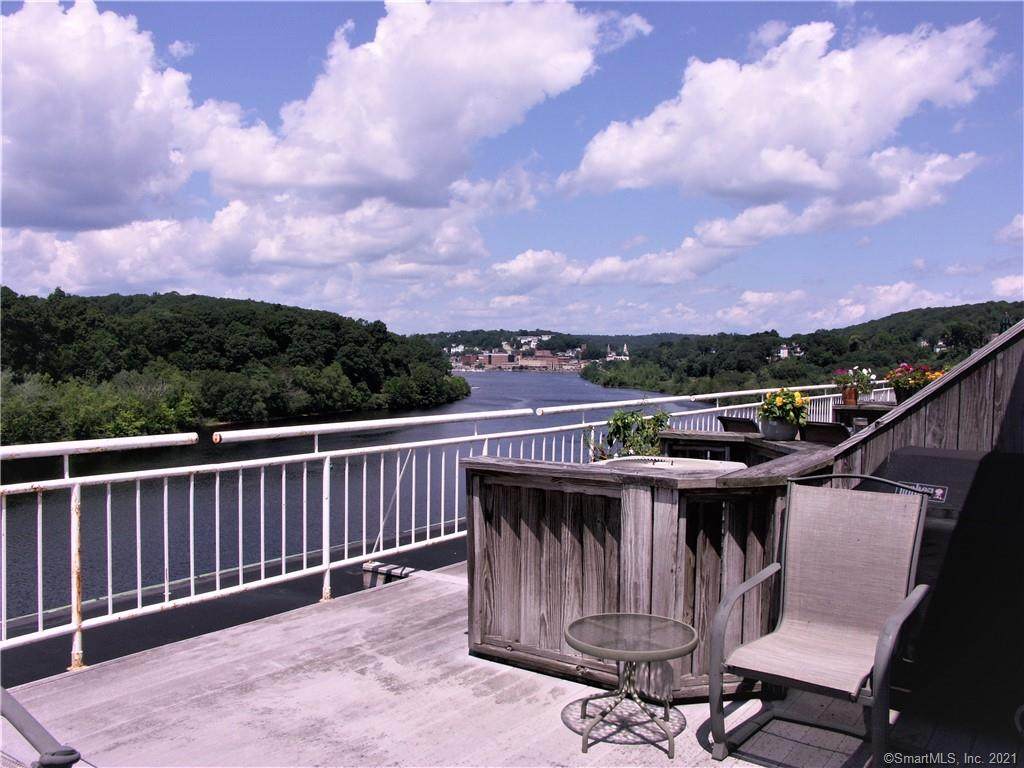 68 Thermos Avenue - Photo 1
