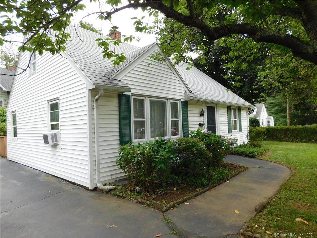 1 James Street - Photo 1