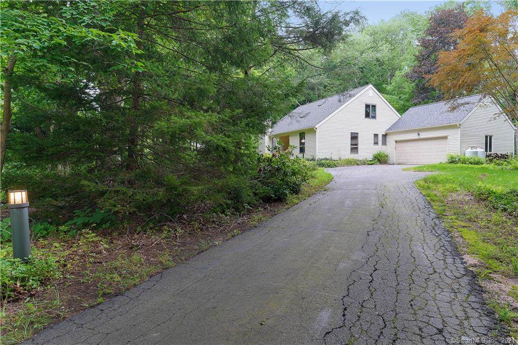 27 Stony Brook Drive - Photo 1