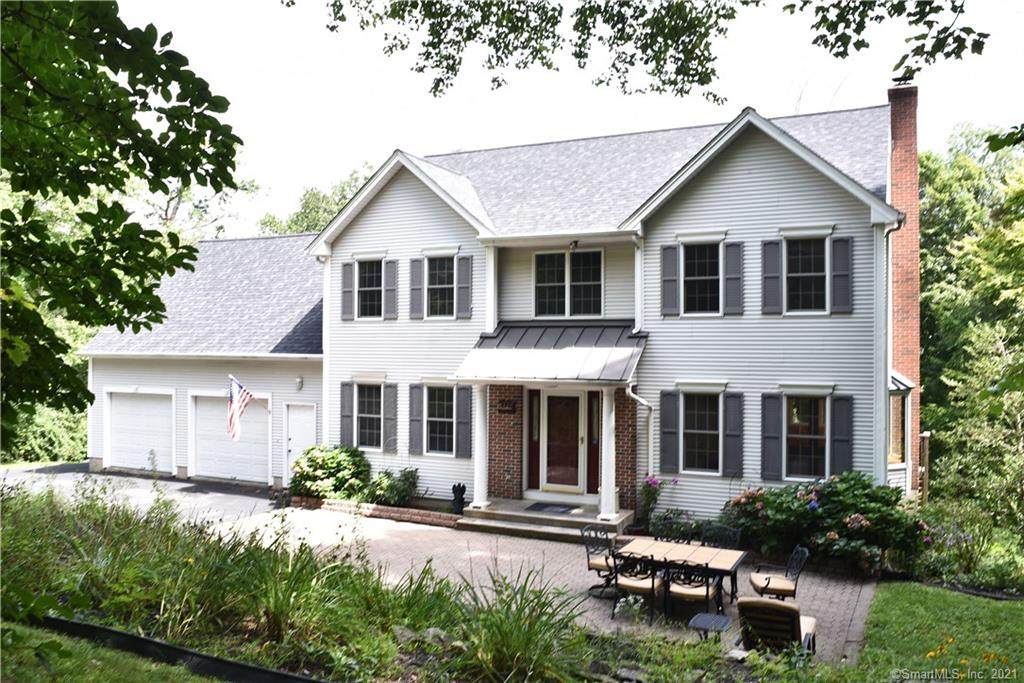 62 Laurel Woods Road - Photo 1