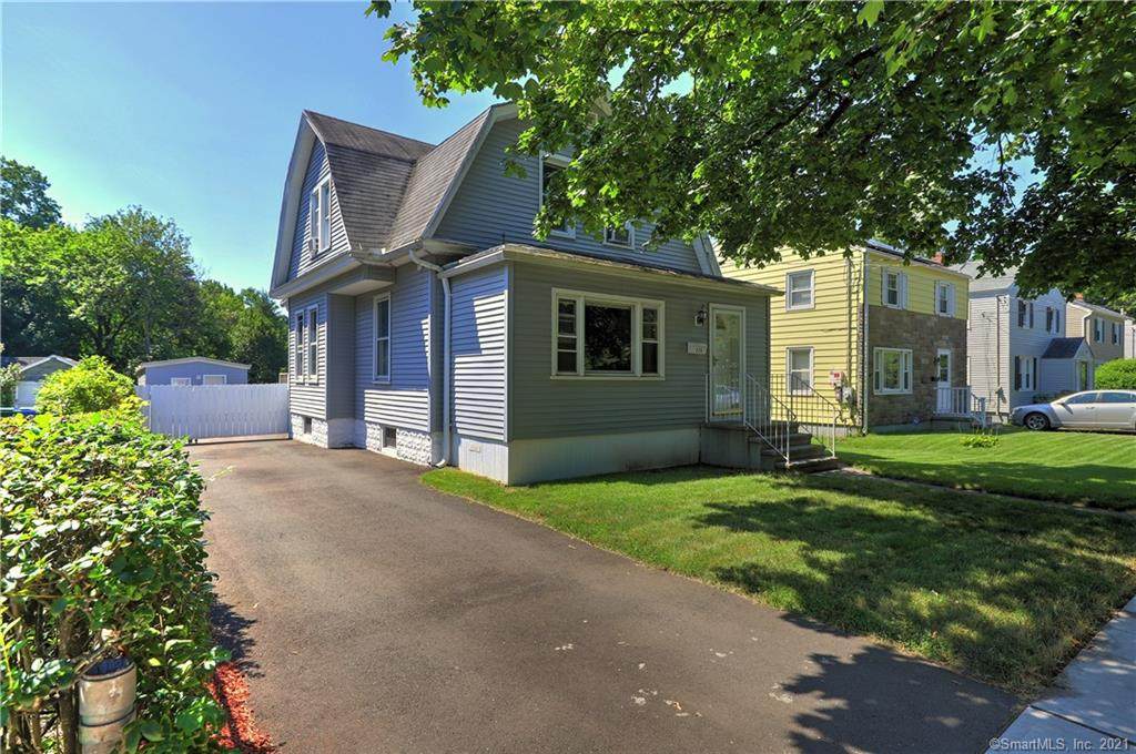 226 Putnam Avenue - Photo 1