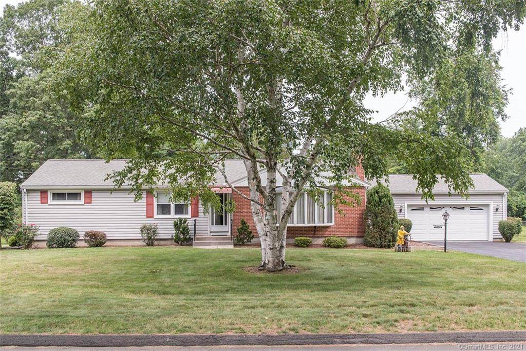8 Ridgeview Drive - Photo 1