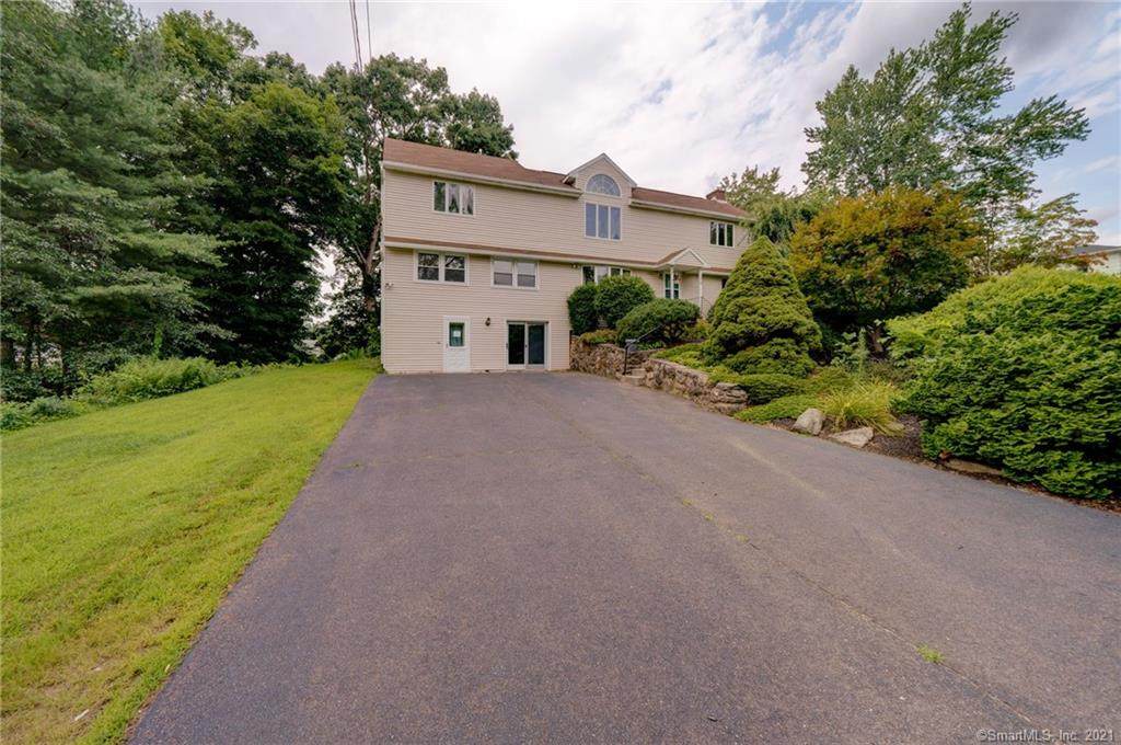 73 White Oak Lane - Photo 1